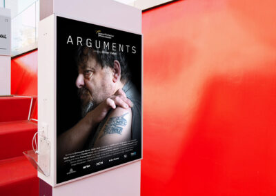 L’affiche du documentaire Arguments