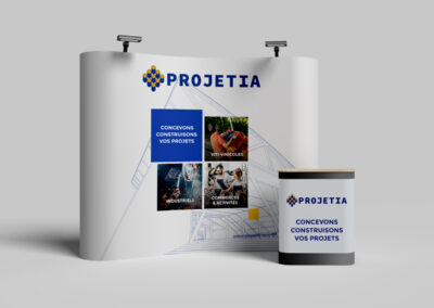 Un stand parapluie et deux roll-ups pour Projetia